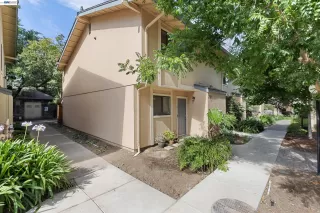 Photo #6: 41137652 Listing