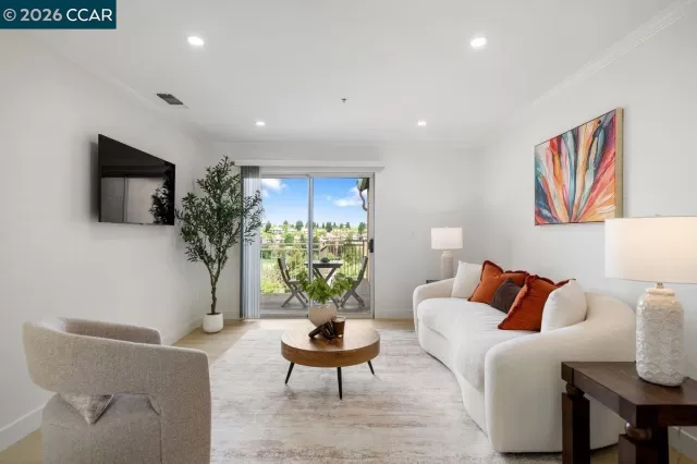 MLS: 41137690 Condo For Sale