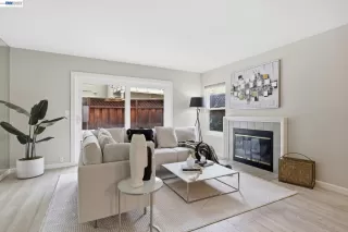 Photo #3: 41137700 Listing