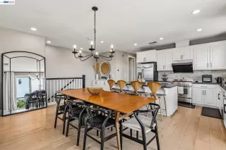 Photo #5: 41137740 Listing