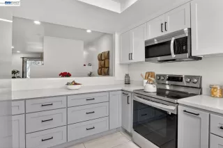 Photo #6: 41137834 Listing