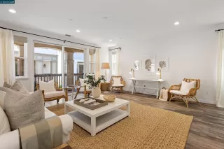Photo #5: 41137918 Listing
