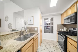 Photo #5: 41137927 Listing