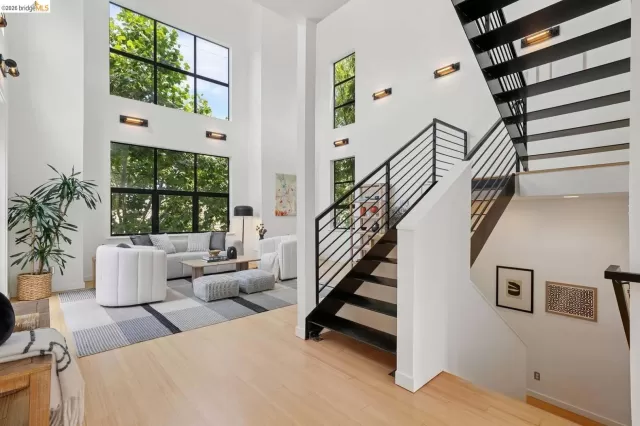 MLS: 41137966 Condo For Sale