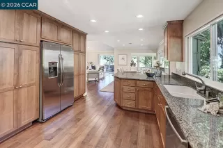 Photo #3: 41137972 Listing