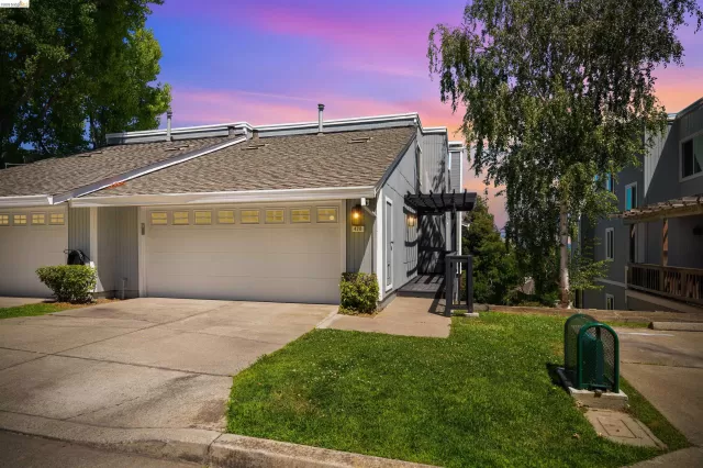 MLS: 41138002 Condo For Sale
