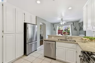 Photo #4: 41138040 Listing