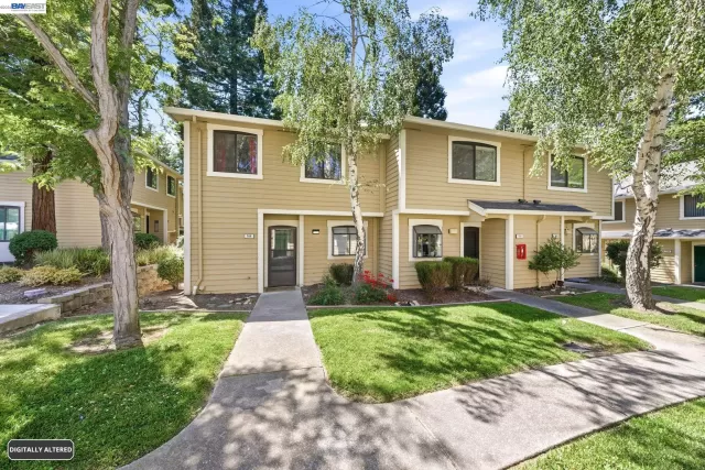MLS: 41138096 Condo For Sale