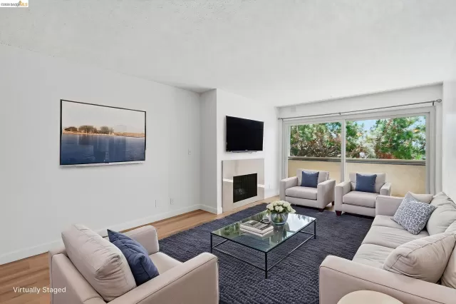MLS: 41138108 Condo For Sale