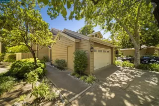 Photo #2: 41138156 Listing