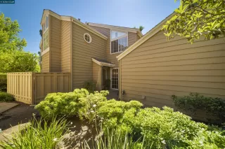 Photo #3: 41138156 Listing