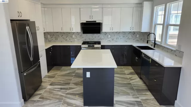 MLS: 41138244 Condo For Sale