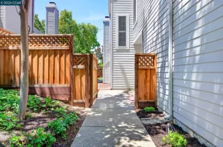 Photo #3: 41138305 Listing