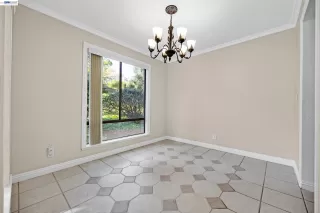 Photo #4: 41138317 Listing