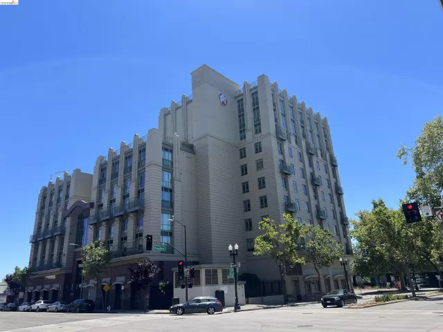 MLS: 41138325 Condo For Sale