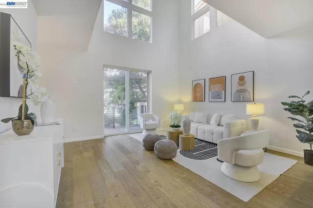 MLS: 41138354 Condo For Sale