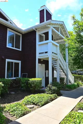 Photo #4: 41138409 Listing