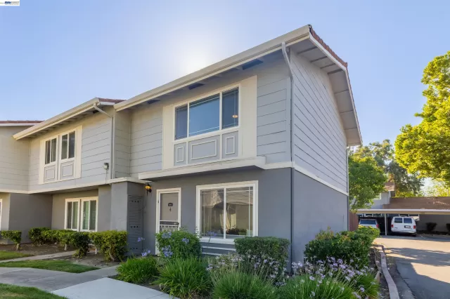 MLS: 41138442 Condo For Sale