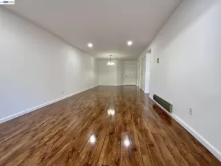 Photo #1: 41138445 Listing