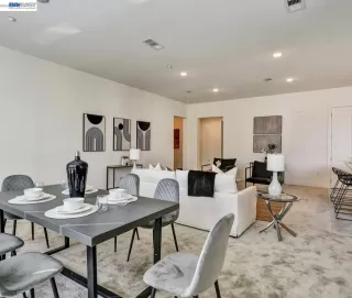 Photo #5: 41138446 Listing