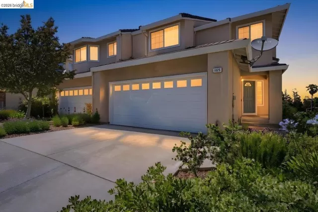 MLS: 41138468 Condo For Sale