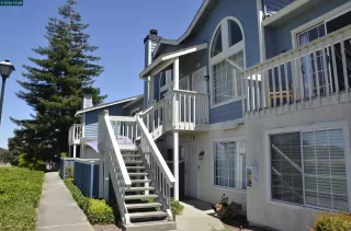 Photo #2: 41138475 Listing