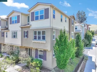 More Details about MLS # 41138482 : 601 TIERNEY PL