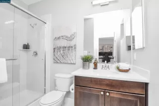 Photo #5: 41138482 Listing