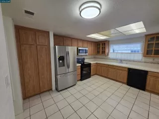 Photo #3: 41138527 Listing
