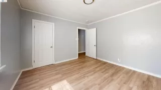 Photo #4: 41138539 Listing