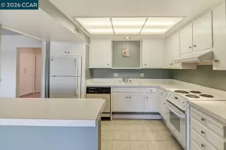 Photo #3: 41138582 Listing