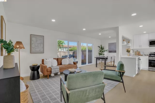 MLS: 41138616 Condo For Sale