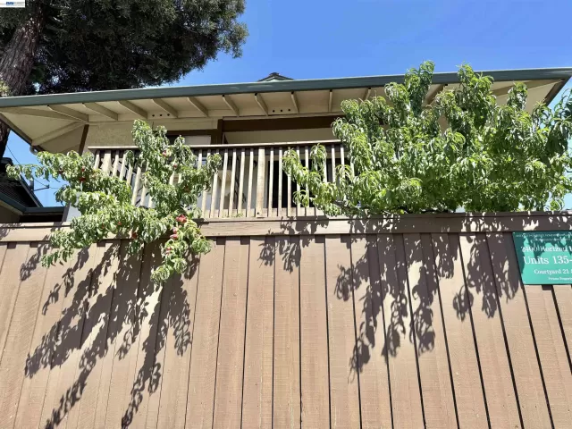 MLS: 41138662 Condo For Sale