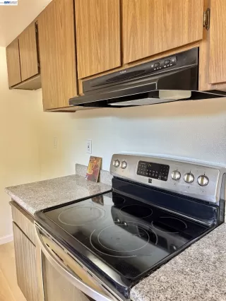 Photo #6: 41138662 Listing