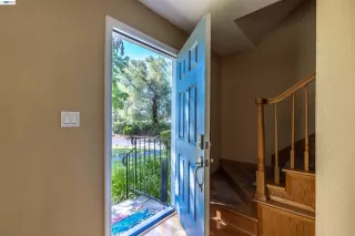 Photo #2: 41138693 Listing