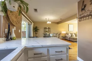 Photo #3: 41138693 Listing