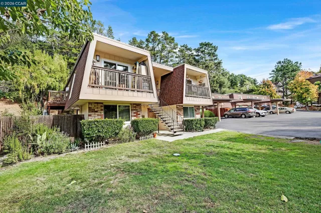 MLS: 41138731 Condo For Sale