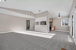 Photo #1: 41138738 Listing