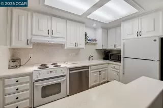 Photo #5: 41138765 Listing 