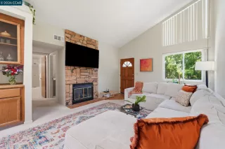 Photo #1: 41138816 Listing