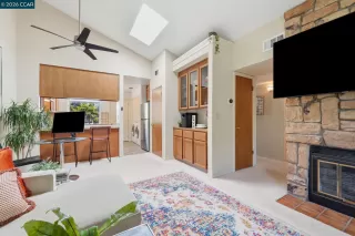 Photo #4: 41138816 Listing