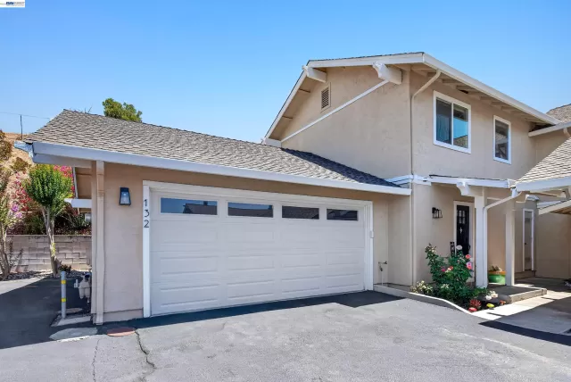 MLS: 41138819 Condo For Sale