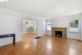 Photo #5: 41138848 Listing 