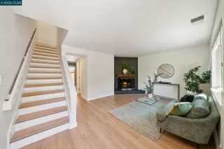 Photo #2: 41138874 Listing