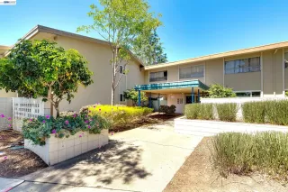 Photo #1: 41138889 Listing