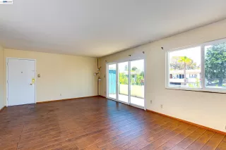 Photo #3: 41138889 Listing