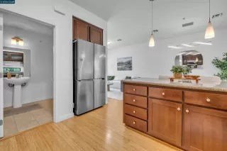 Photo #5: 41138897 Listing