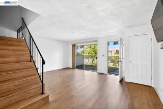 Photo #3: 41138920 Listing