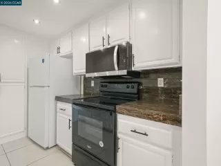 Photo #4: 41138997 Listing