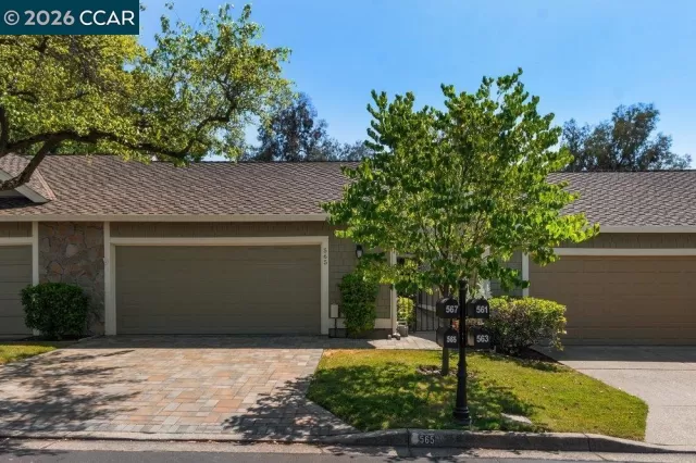 MLS: 41139000 Condo For Sale